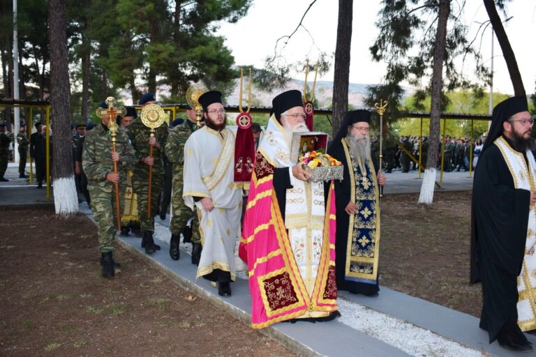 Παρουσία του Στρατηγού Μπολομύτη στην υποδοχή της Τιμίας Κάρας του Οσίου Δαυίδ στο 304 ΠΕΒ