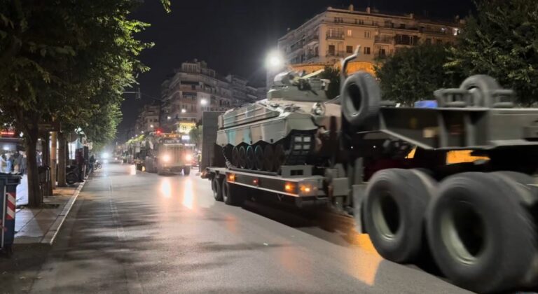 Τα άρματα του Γ’ΣΣ/NRDC-GR στο κέντρο της Θεσσαλονίκης