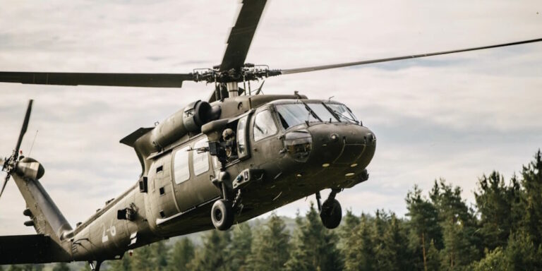 Black Hawk: Τα ελληνικά ελικόπτερα στην γραμμή παραγωγής της Sikorsky με συμβόλαιο 1,23 δισεκ. δολαρίων