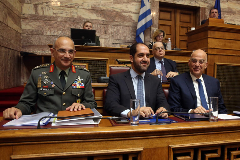 Δένδιας: Υπάρχουν μονάδες στον Έβρο με πληρότητα 30% και στην Πελοπόννησο με 130%