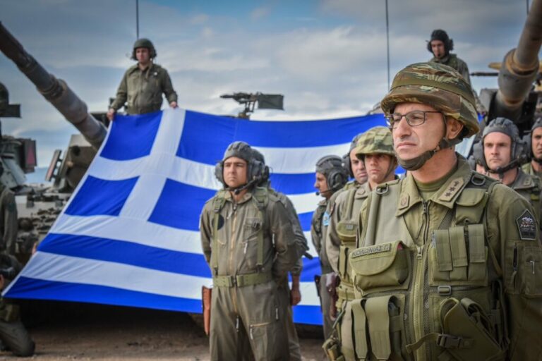 Όταν ο spokesman του ΓΕΣ και ο υπασπιστής του Δένδια έκαναν βολές στον ”ΑΕΤΟ”