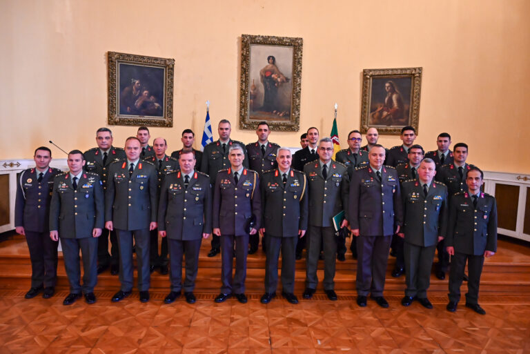 Αποφοίτηση της 77ης Εκπαιδευτικής Σειράς από τη Σχολή Τεχνικής Εκπαίδευσης Αξιωματικών Μηχανικού