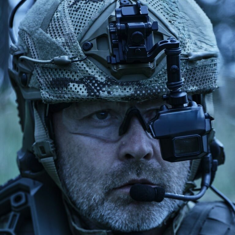 H Ελληνική THEON φτιάχνει τον Γερμανό Στρατιώτη του Μέλλοντος