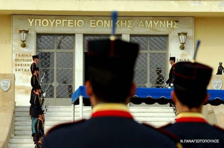 Ανάκληση διαταγμάτων και αποστρατείες Ανωτέρων Αξιωματικών Όπλων και Σωμάτων Στρατού Ξηράς