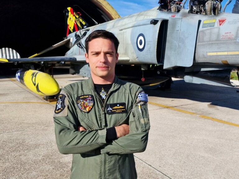 ΥΠΕΘΑ: Διορισμός μητέρας Αντιπτεράρχου που έχασε τη ζωή του κατά την εκτέλεση του καθήκοντος