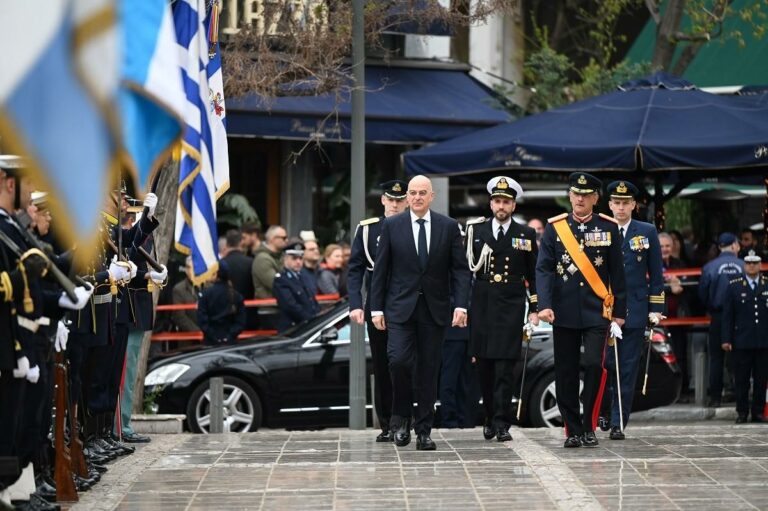 Παρουσία ΥΕΘΑ Ν. Δένδια στην παρέλαση για την Εθνική Επέτειο της 25ης Μαρτίου