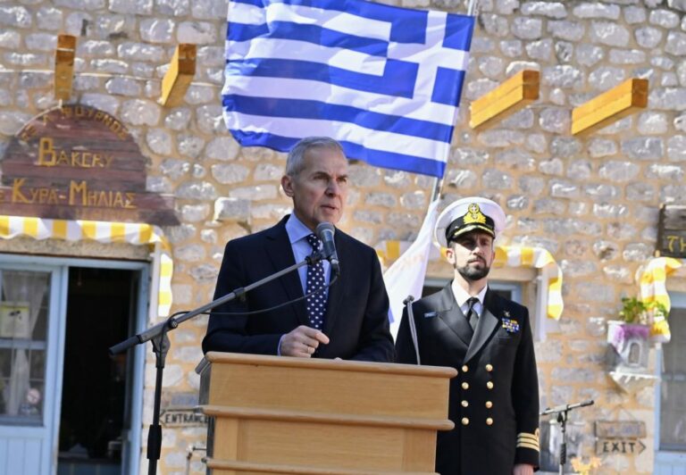 Κύριε νέε ΥΦΕΘΑ, θα υλοποιήσετε τη δέσμευση σας για τις τάξεις 96 97 ΑΣΣΥ;