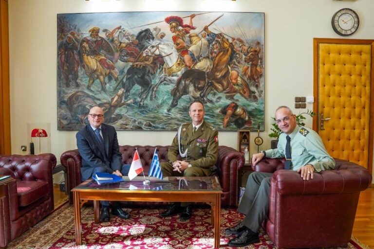 Συνάντηση του Αρχηγού ΓΕΕΘΑ με τον Chargé d’Αffaires a.i. της Πολωνικής Δημοκρατίας στην Ελλάδα