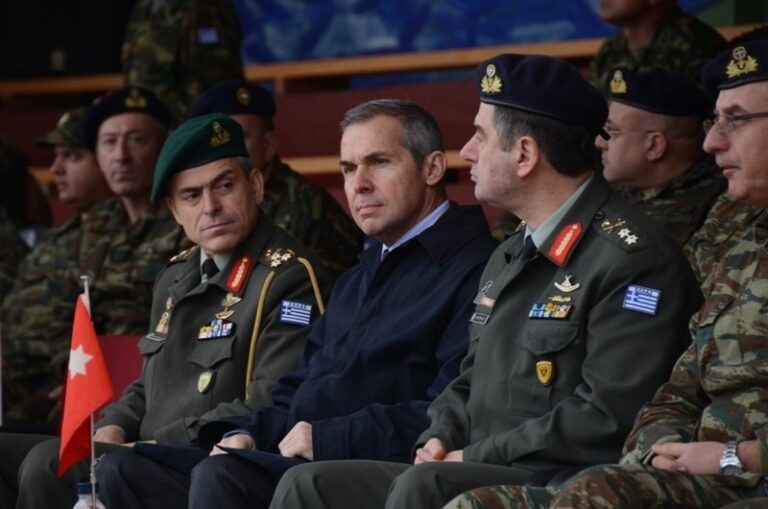 Το βιογραφικό του νέου ΥΦΕΘΑ Θανάση Δαβάκη