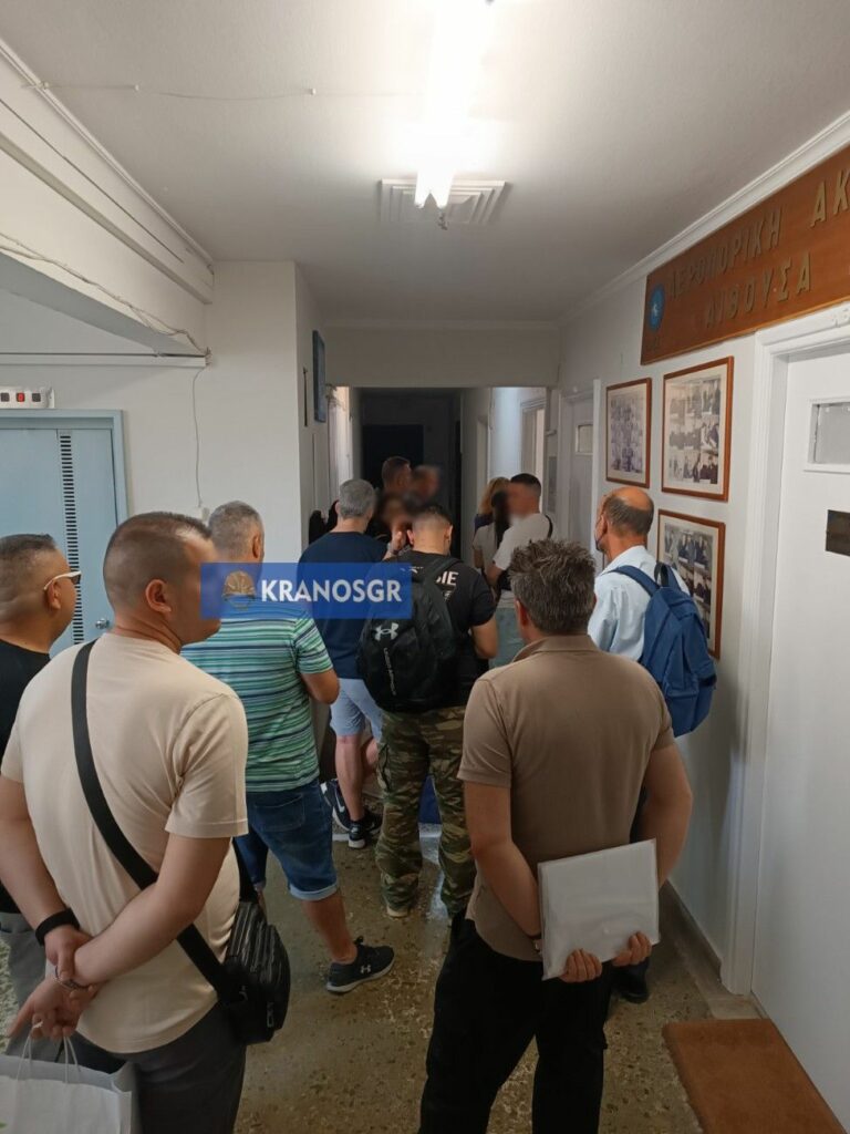 ”Δεν είναι photoshop” – Η αλήθεια της μαζικής προσέλευσης στα γραφεία της ΠΟΜΕΝΣ