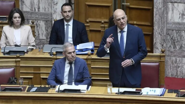 Δένδιας για ΕΠΟΠ: Το ”Ο” της Αλήθειας για τους 19.485 Επιλοχίες
