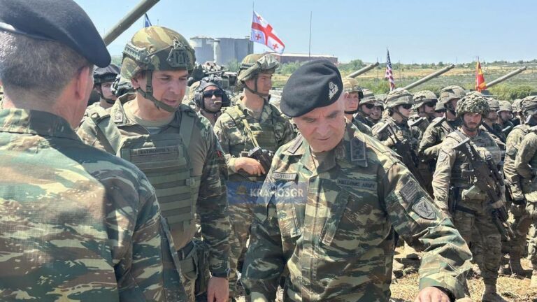 ΒΙΝΤΕΟ – Ο ΑΓΕΣ αποτίει φόρο τιμής στη σημαία του LEO2Α6HEL – Ευχαριστίες σε στελέχη και οπλίτες