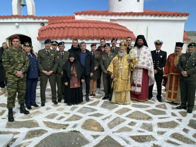 Στρατιωτικό προσκύνημα στη Σέριφο – Όγδοη χρονιά ευχαριστίας στην Παναγία