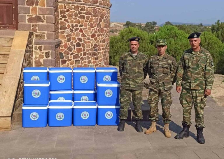 Η ΕΣΠΕΕ Λέσβου δίπλα στους φρουρούς του δάσους – 15 ψυγεία δώρο στους στρατιωτικούς των δασοπεριπόλων