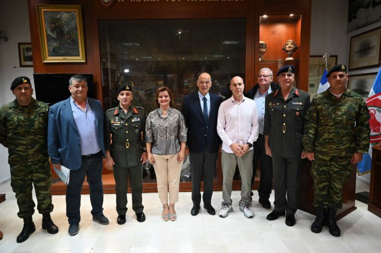 Επίσκεψη ΥΕΘΑ Νίκου Δένδια στο Στρατιωτικό Μουσείο Καλπακίου