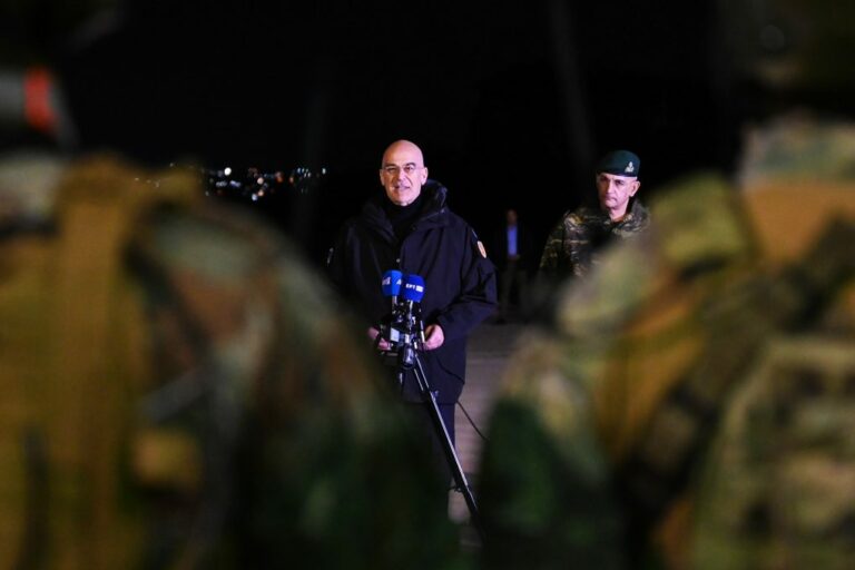 Δένδιας: Πλήρης η νυχτερινή αποζημίωση στα στελέχη– Νυχτερινή αποζημίωση και σε ”χακί” νοσηλευτές