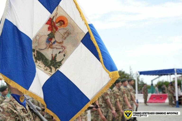 ΕΦ: Καθηλωμένοι για χρόνια στις ίδιες θέσεις και κλίμακες οι Μόνιμοι Υπαξιωματικοί