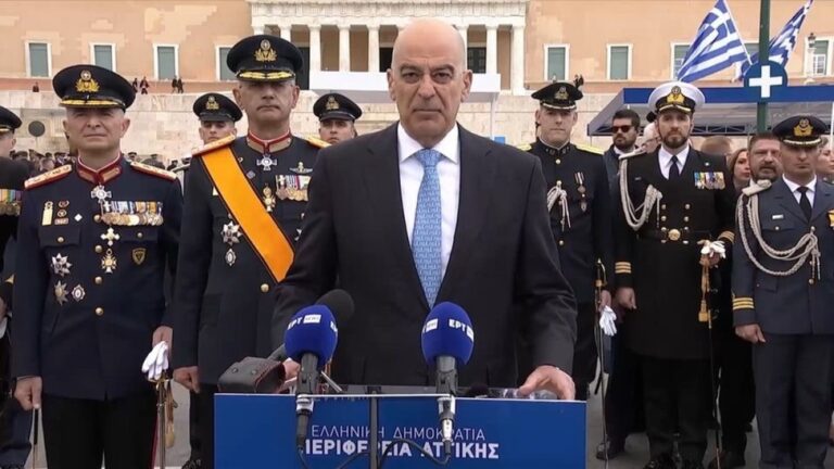 Συναντήσεις Δένδια με Χρυσοχοΐδη και Δούκα για τον Άγνωστο Στρατιώτη