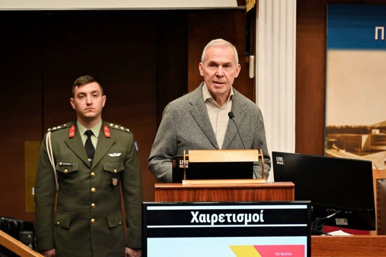 Χαιρετισμός ΥΦΕΘΑ Θανάση Δαβάκη στην Διημερίδα με θέμα «ΚΑΡΔΙΟΧΕΙΡΟΥΡΓΙΚΗ 2025»