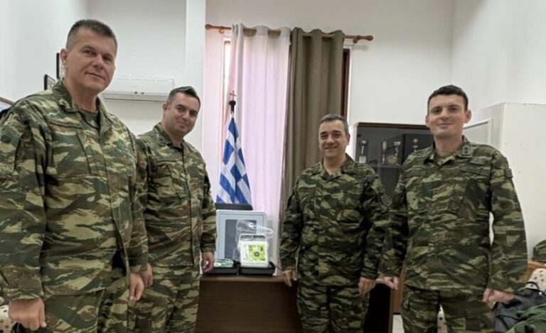 ΕΣΠΕΕ Ρόδου – ΠΟΜΕΝΣ: Δωρεά απινιδωτή στο 95 ΤΥΠΕΘ