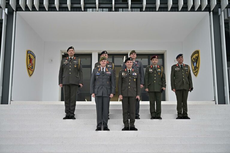 ”Το Φινλανδικό μοντέλο στο ΓΕΣ” – Υποδοχή στο ανακαινισμένο ΥΠΕΘΑ