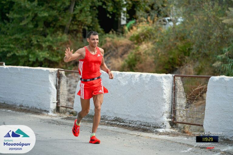 Ο ΕΠΟΠ Επιλοχίας Κουτρούλης Γεώργιος τίμησε τις ΕΔ με εντυπωσιακές επιδόσεις σε τρεις Μαραθωνίους