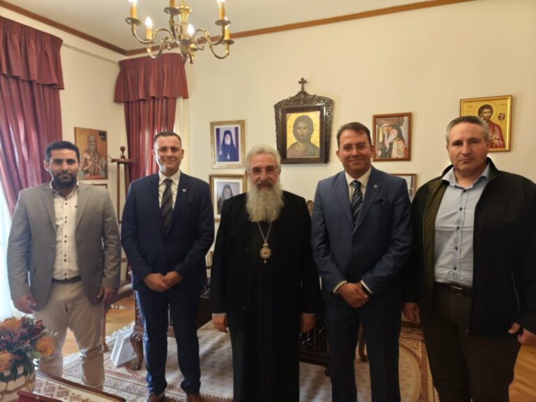 Επίσημη Συνάντηση εν Ενεργεία Στρατιωτικών με τον Σεβασμιότατο Αρχιεπίσκοπο Κρήτης, κ.κ. Ευγένιο