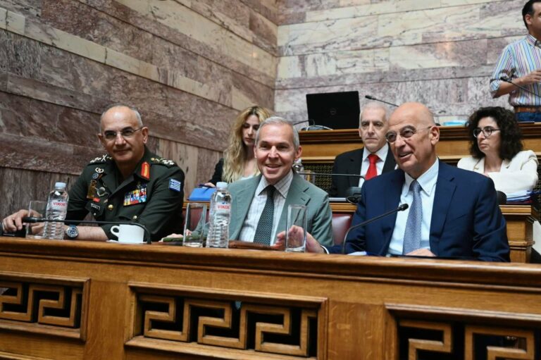 Τα πυραυλικά συστήματα στο Αιγαίο που ανακοίνωσε ο N. Δένδιας, προκαλούν οργή στην Τουρκία