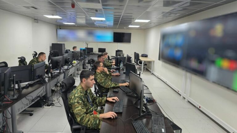 Σε πλήρη επιχειρησιακή ετοιμότητα η Διεύθυνση Κυβερνοάμυνας του ΓΕΕΘΑ