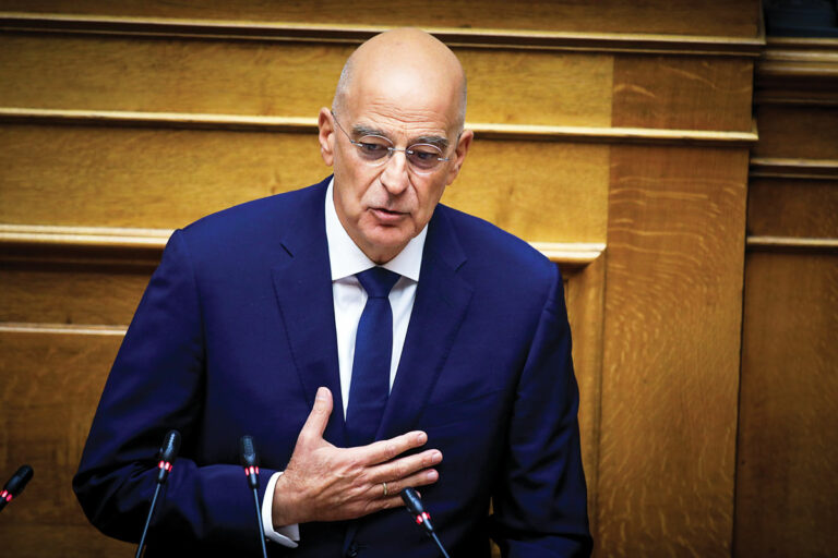 Έμπρακτη στήριξη Δένδια στα άτομα με αναπηρία