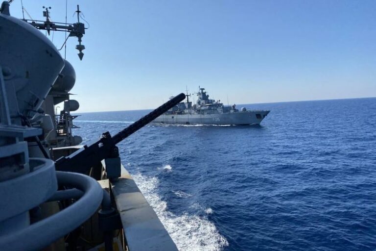 Επιχείρηση ”ΑΣΠΙΔΕΣ”: Σε υψηλό επίπεδο ετοιμότητας λόγω Ιράν και Χούθι