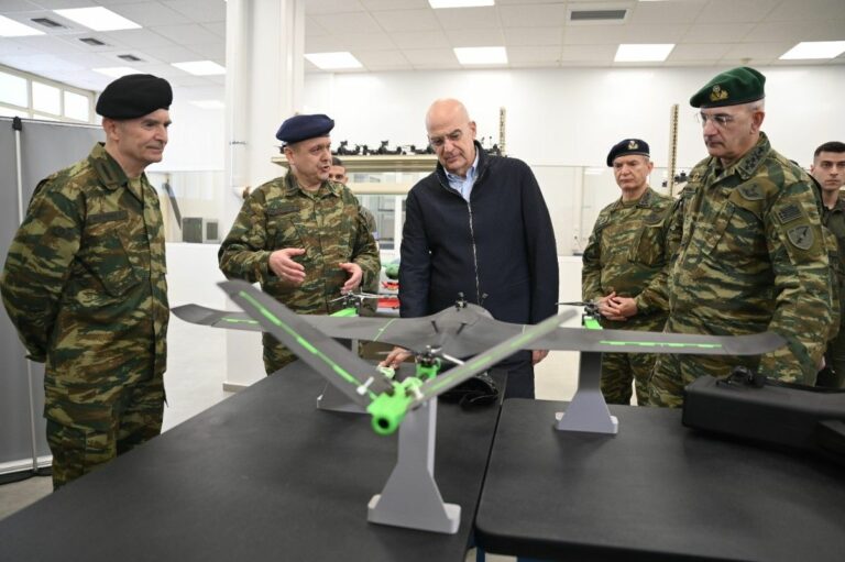 Δένδιας: Κάθε Ταξιαρχία θα παράγει drones επί τόπου