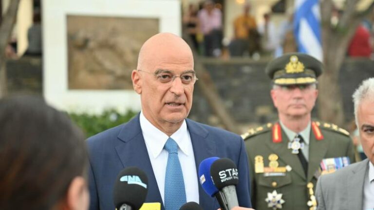 ΤΩΡΑ – Δένδιας: Μπόνους σε εκπαιδευτές νεοσυλλέκτων