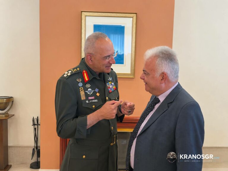Δένδιας – Χούπης: Φανταστικά σενάρια τα περί ρήξης