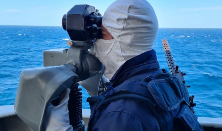 Κανονικά η πληρωμή των πληρωμάτων στα πολεμικά πλοία